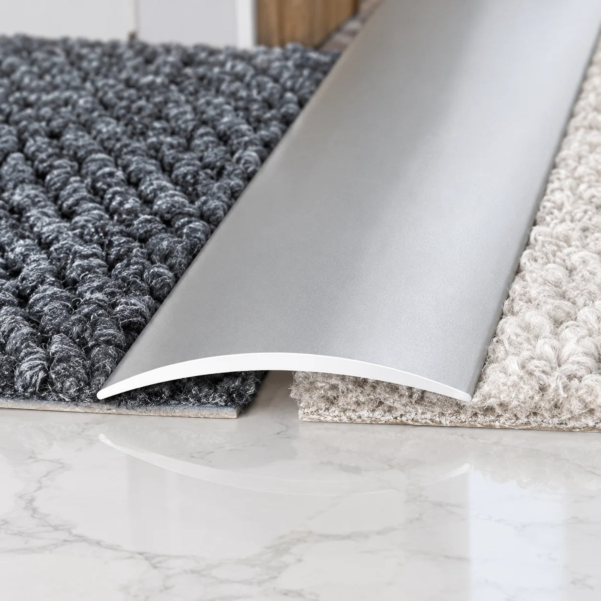 40mm Self-Adhesive Aluminium Floor Transition Strip Realuse Image