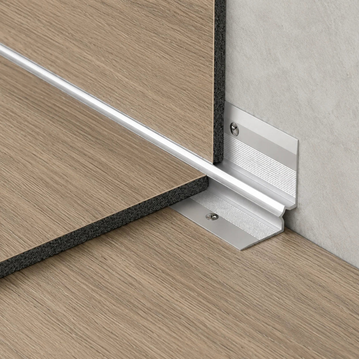 5mm Aluminium Stair Nosing Inner Corner Silver LVT W5 -real use image