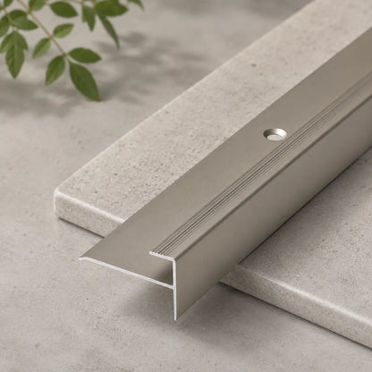 5mm Aluminium Stair Nosing Outer Corner Champagne