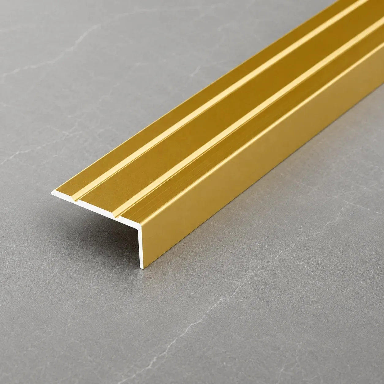 Aluminium Stair Nosing Anodised Grooved Anti-Slip 25x10_Gold