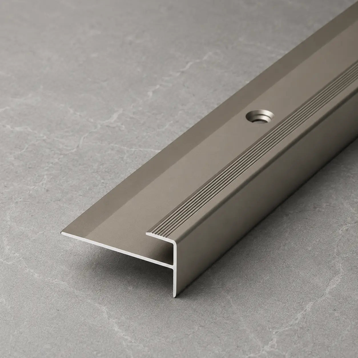 Aluminium Stair Nosing Corner champagne