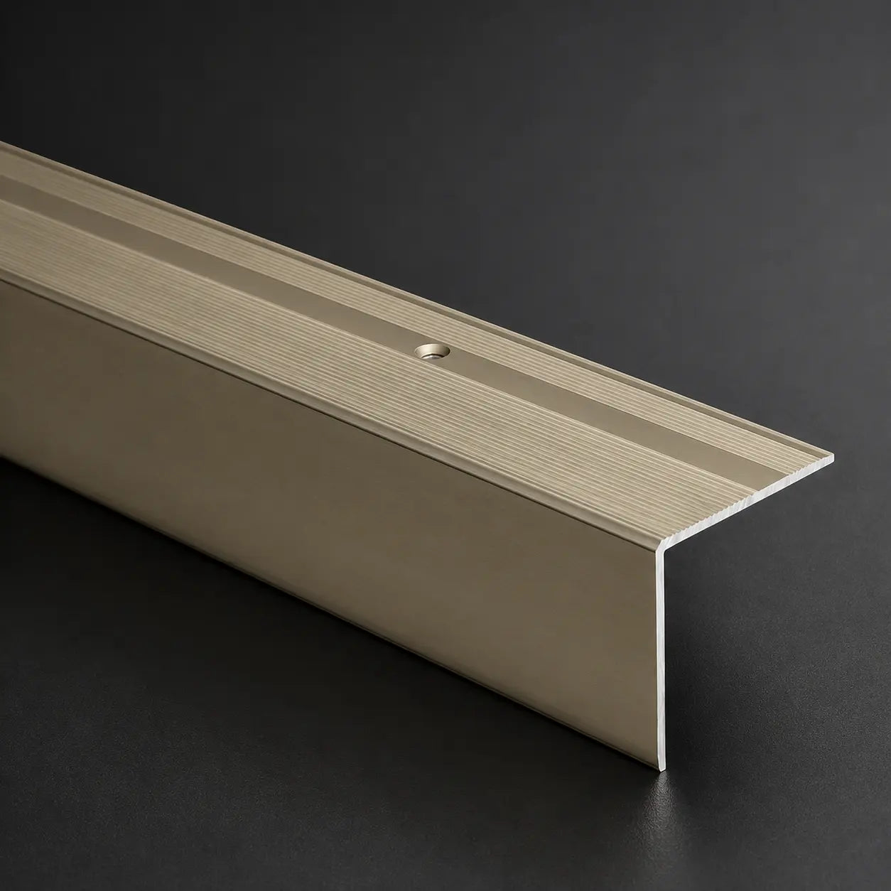 Aluminium_Stair_Nosing_Step_Edge_Trim_Anodised_45x40_Champagne