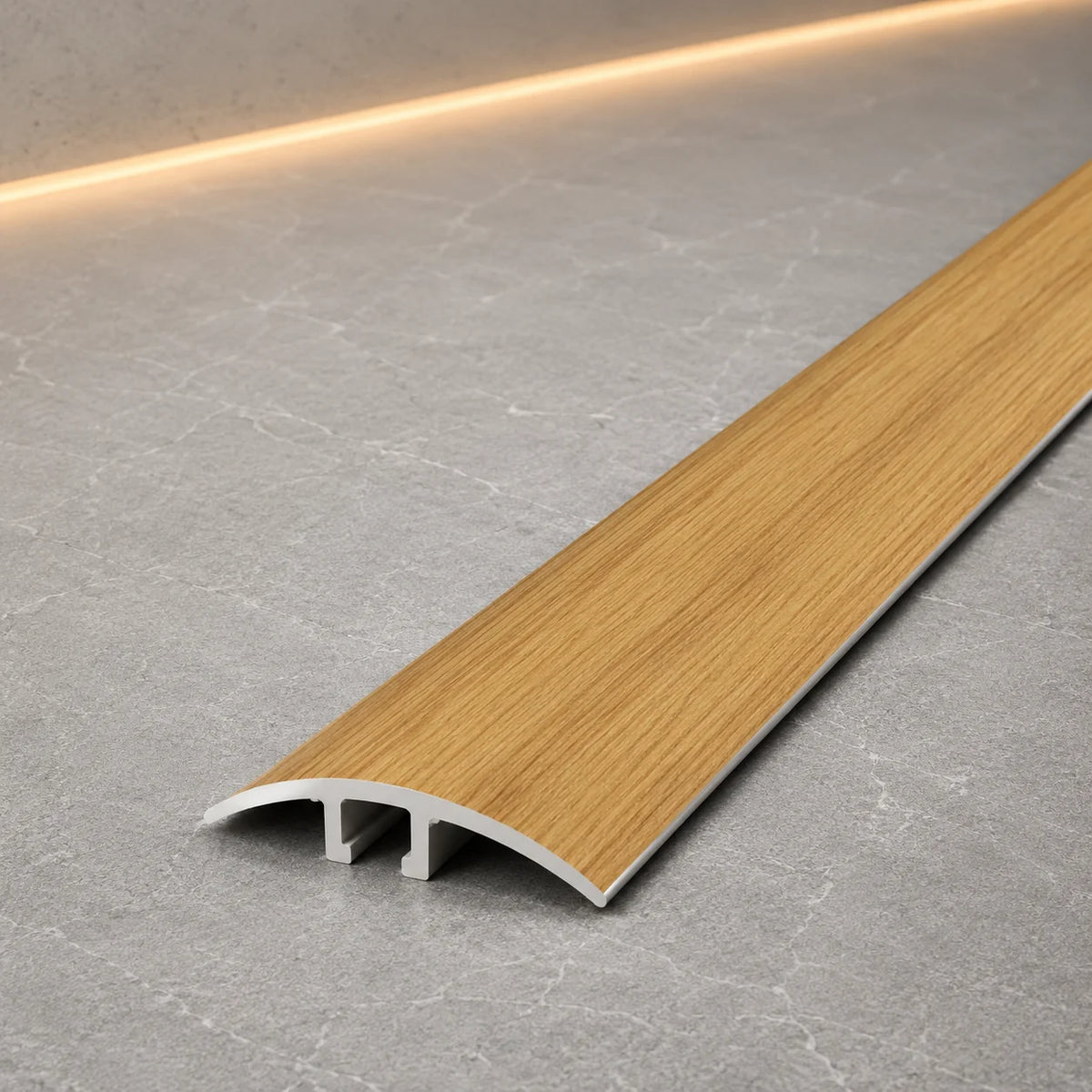 E64 40mm Pvc Wood Effect Door Threshold Strip in Amber Oak Color
