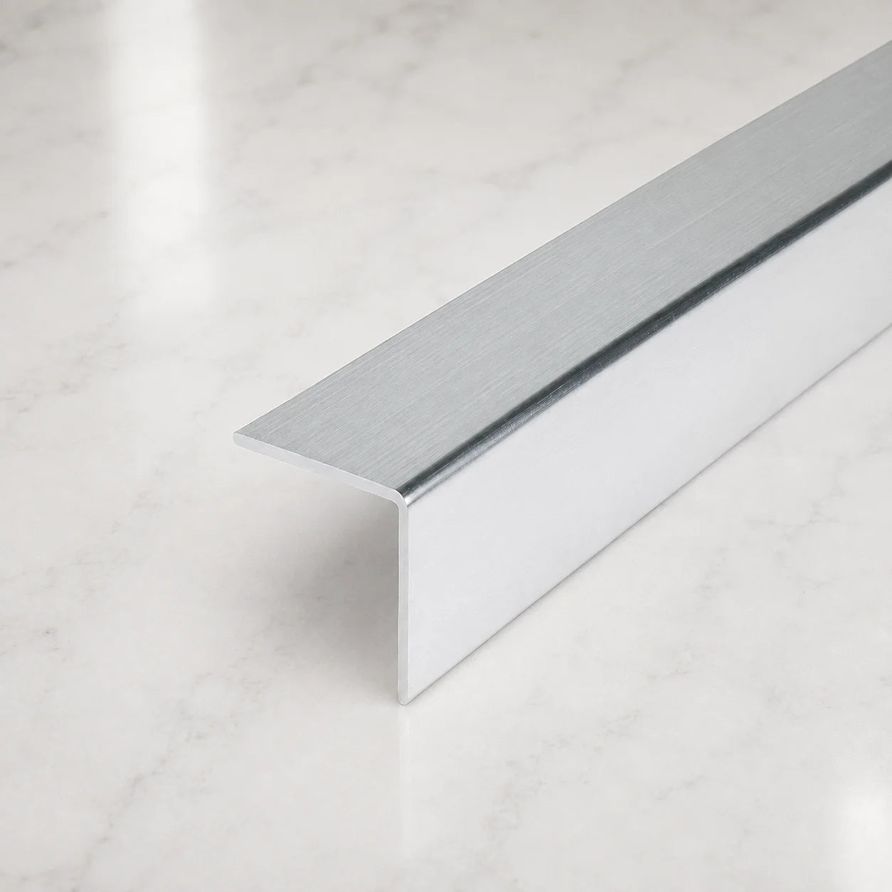 Equal & Unequal Gold & Silver Brushed Finish PVC Plastic Corner Angle Trim Profiles 90° In Brushed Silver Color