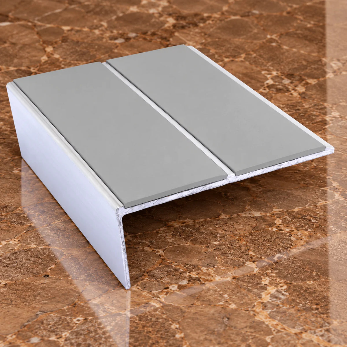 NSL10 85x32mm Aluminium Rakeback Non-Slip Stair Nosing In Dolphin Grey Color