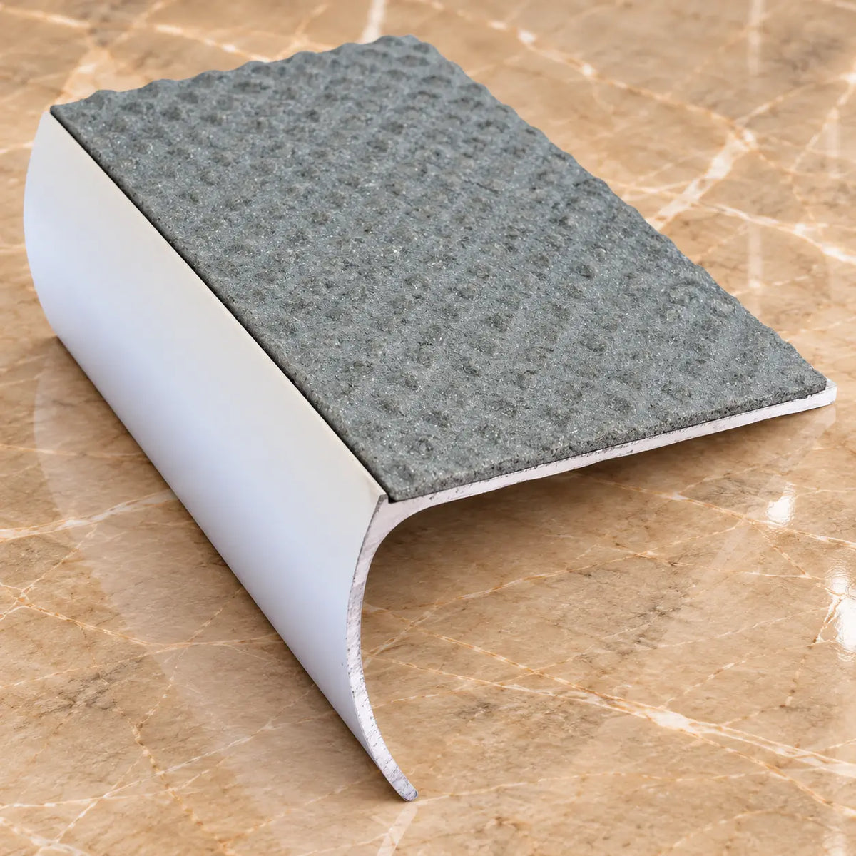 NSL03 57x40mm Tredsafe Bullnose Stair Nosing In Dolphin Grey Color