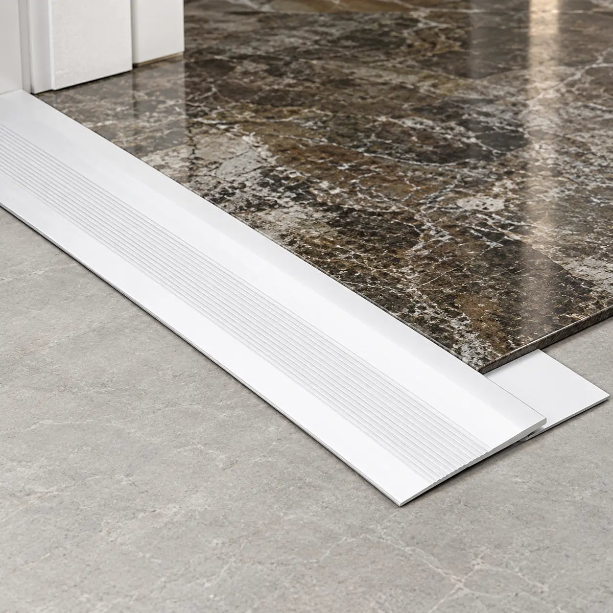 2.7m Aluminium LVT Transition Reducer Strip for joining different floor levels