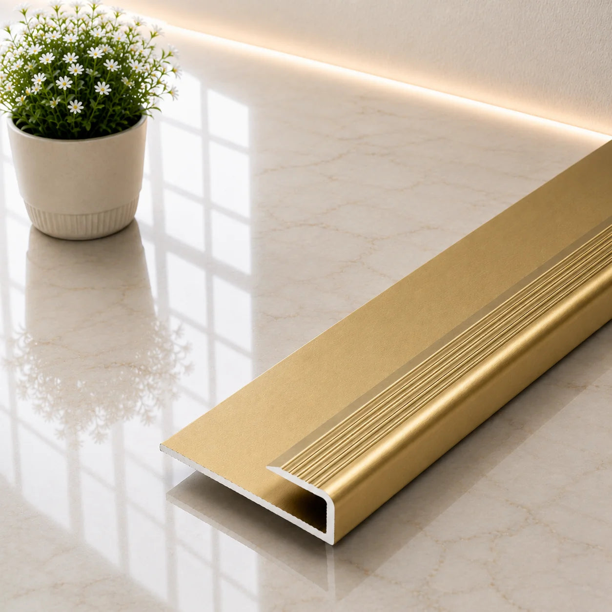 C63 Anodised Aluminium LVT U Edging Profile Threshold For 5mm Flooring in Gold Color