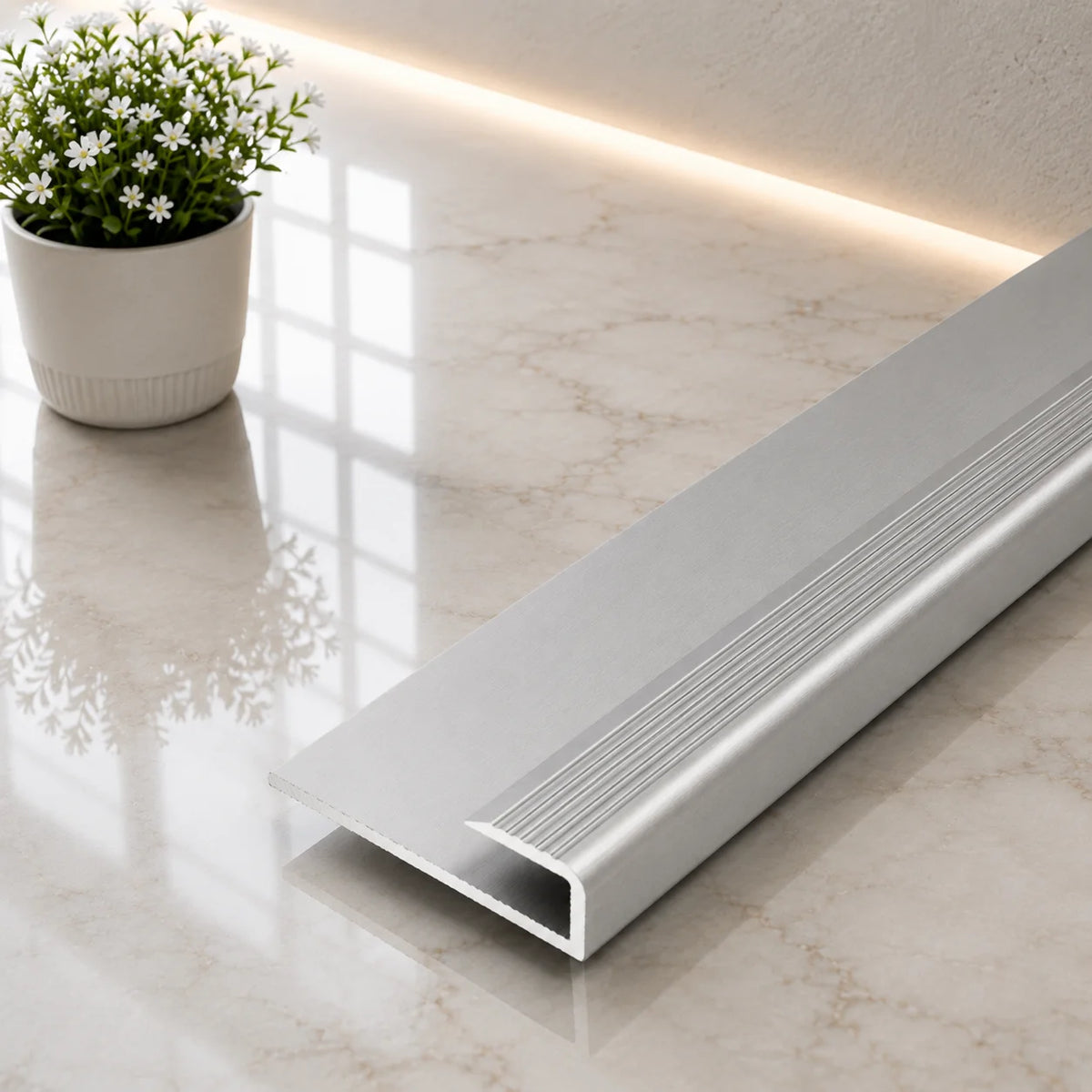 C63 Anodised Aluminium LVT U Edging Profile Threshold For 5mm Flooring in Inox Color