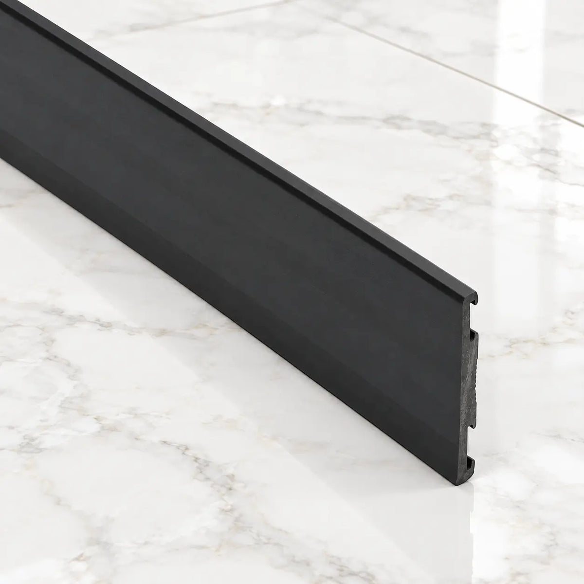NTL 42mm Aluminium Landing Trim – 2.5m In Black Color