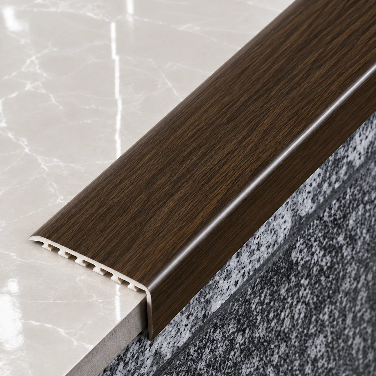 D-K0100 45x22mm Wood Effect PVC Stair Nosing Venge 0P