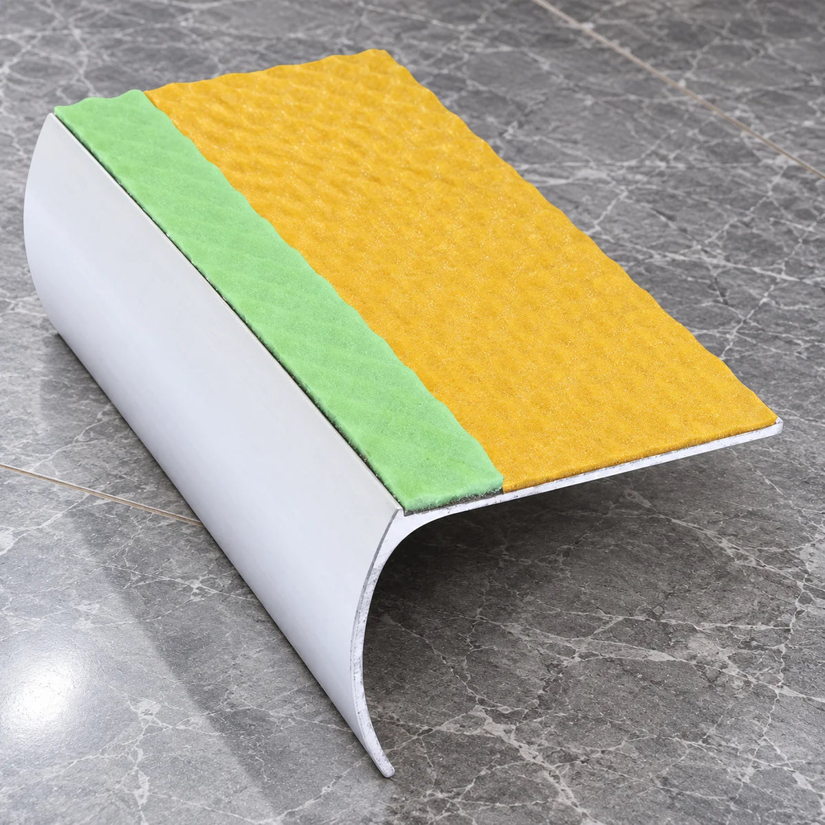 ASL03 57x40mm Tredsafe Aluminium Bullnose Stair Nosing In Yellow Color