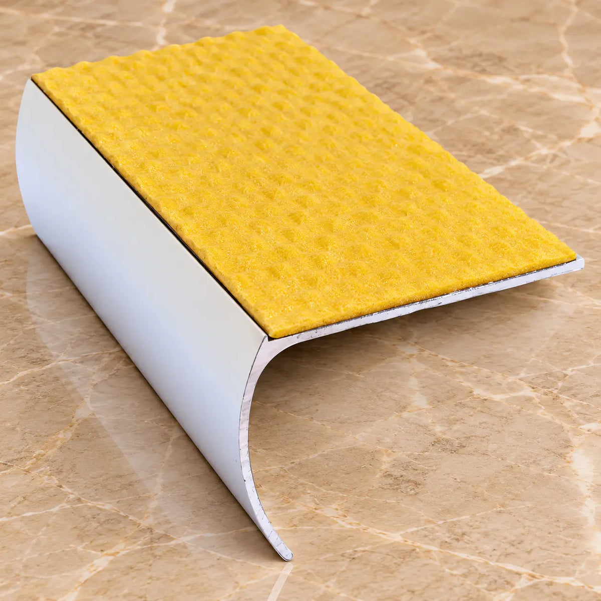 NSL03 57x40mm Tredsafe Bullnose Stair Nosing In Yellow Color
