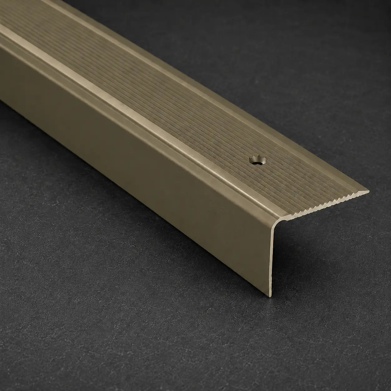 stair_nosing_40x30_Champgne Product